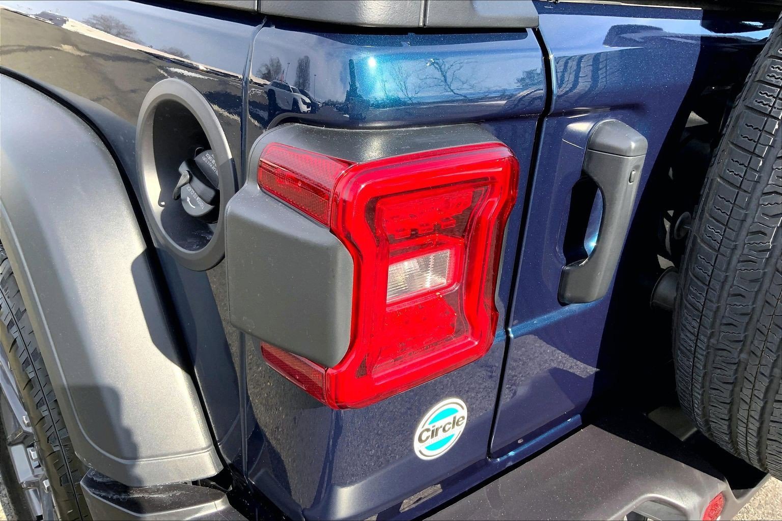 Certified 2025 Jeep Wrangler Sport image 24