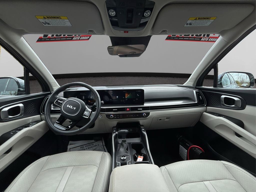 Certified 2025 Kia Sorento S w/ Panoramic Sunroof Package image 20