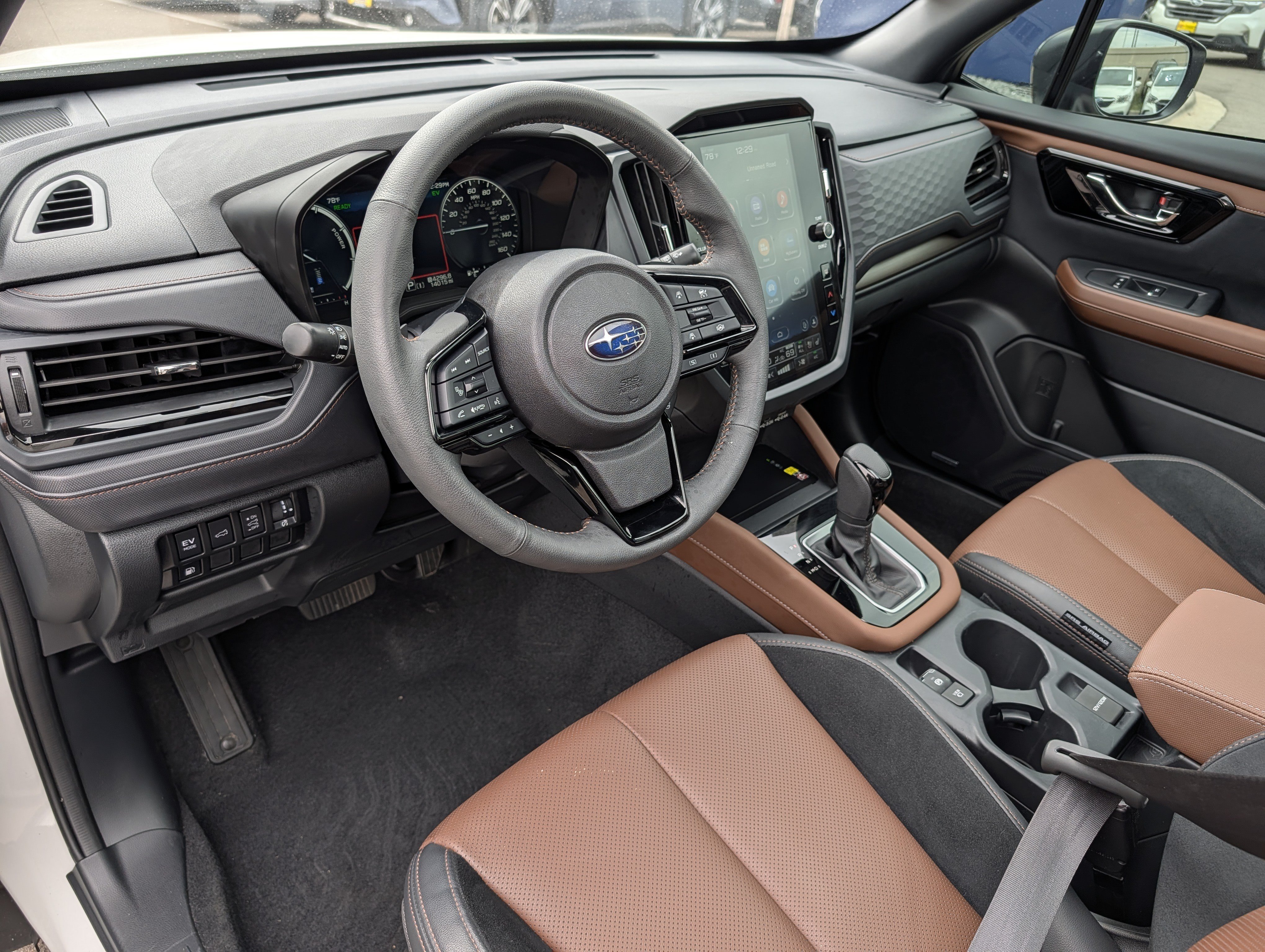 Used 2025 Subaru Forester Touring AWD/4WD image 18