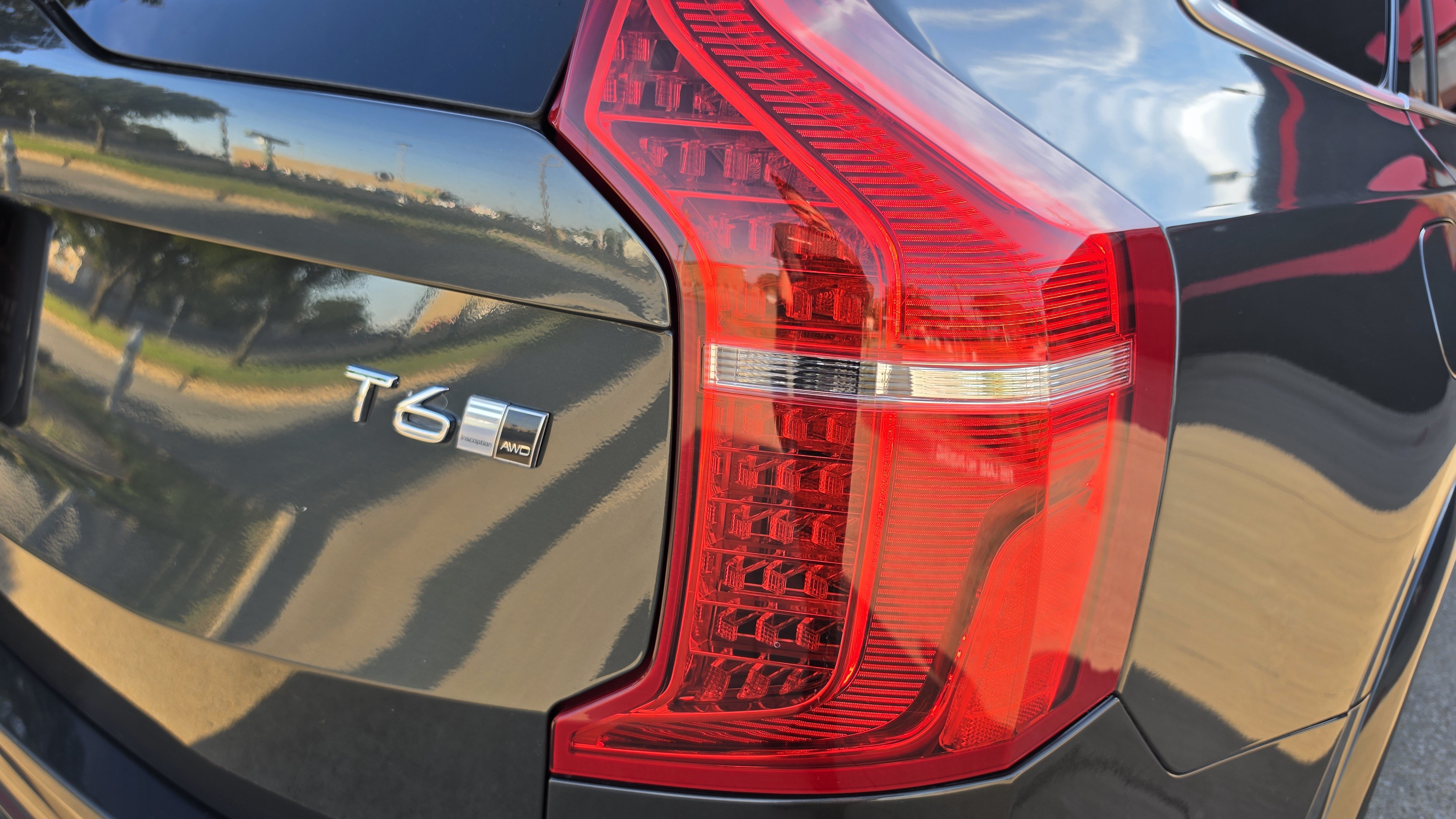 Used 2018 Volvo XC90 T6 Inscription w/ Convenience Package AWD/4WD image 9