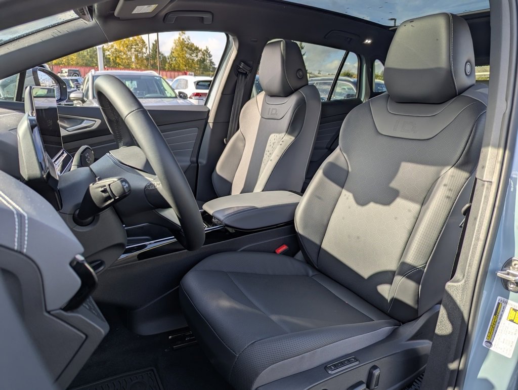 New 2025 Volkswagen ID.4 Pro S Plus image 25