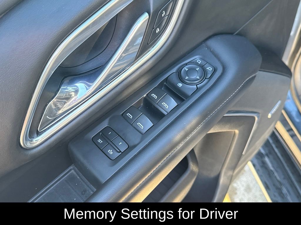 Used 2021 Chevrolet Tahoe LT image 13