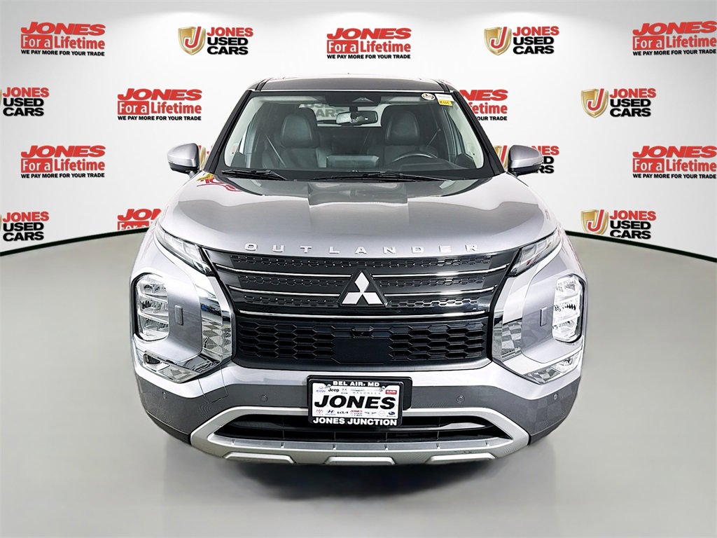 Used 2023 Mitsubishi Outlander SE image 13