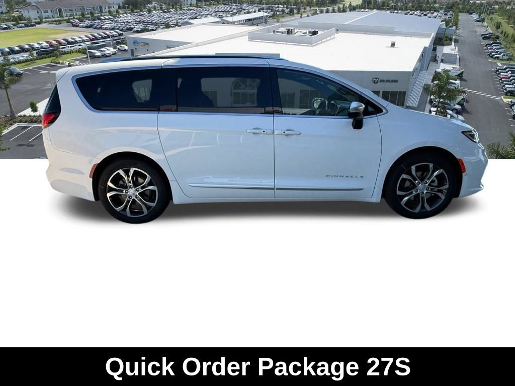 New 2026 Chrysler Pacifica Pinnacle FWD image 3
