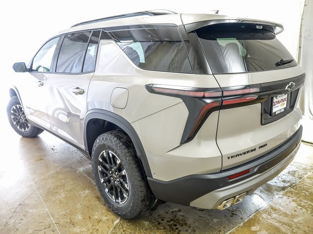 New 2026 Chevrolet Traverse Z71 w/ Enhanced Driving Package image 7