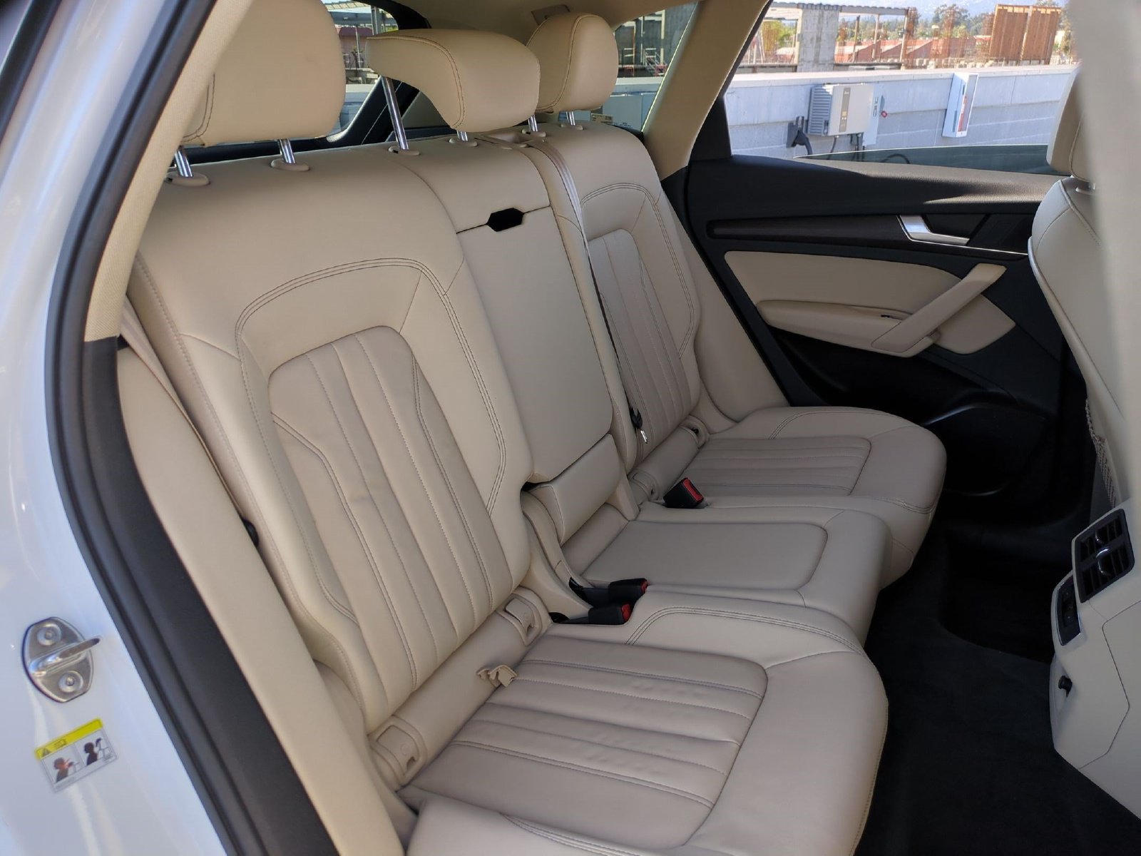 Used 2023 Audi Q5 2.0T Premium w/ Convenience Package AWD/4WD image 28