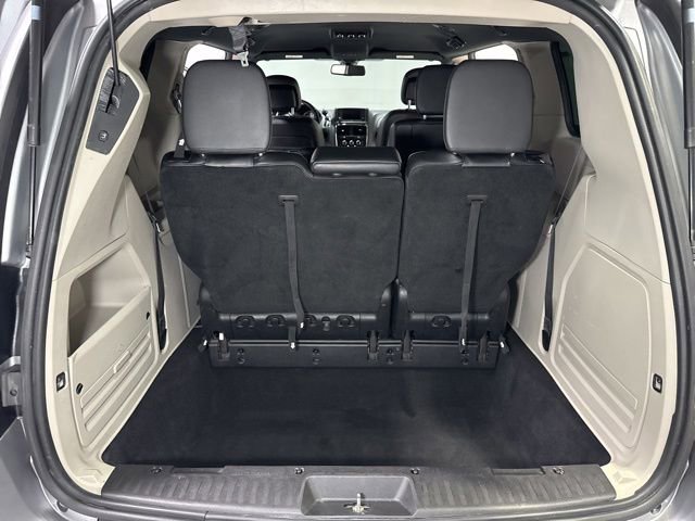 Used 2019 Dodge Grand Caravan SXT FWD image 25
