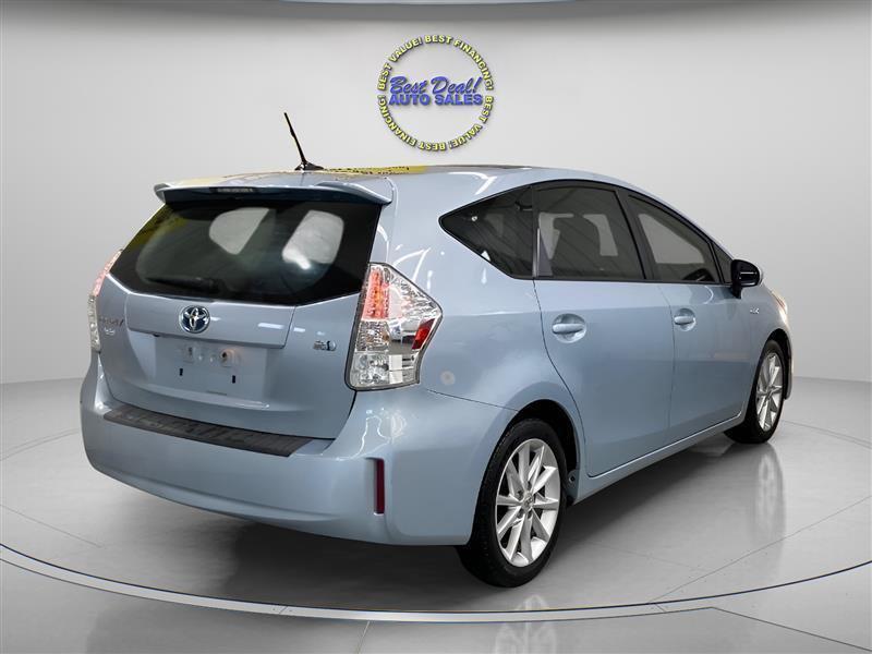 Used 2012 Toyota Prius V Five FWD image 5