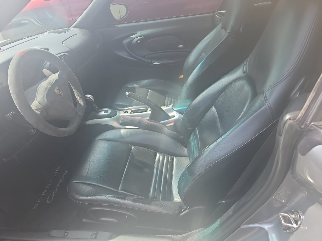 Used 2001 Porsche 911 Carrera 4 AWD/4WD image 9