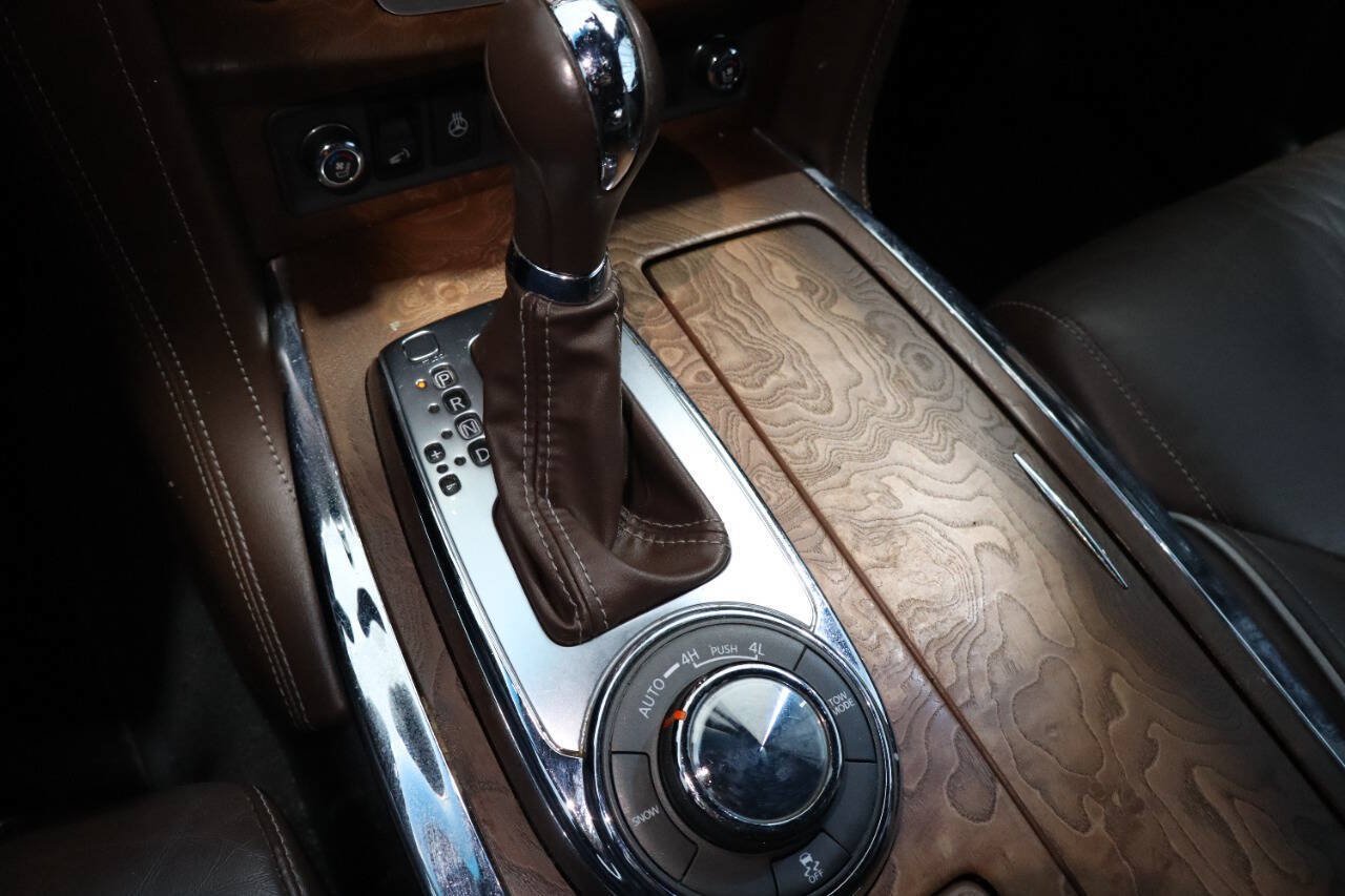 Used 2017 INFINITI QX80 Limited AWD/4WD image 26