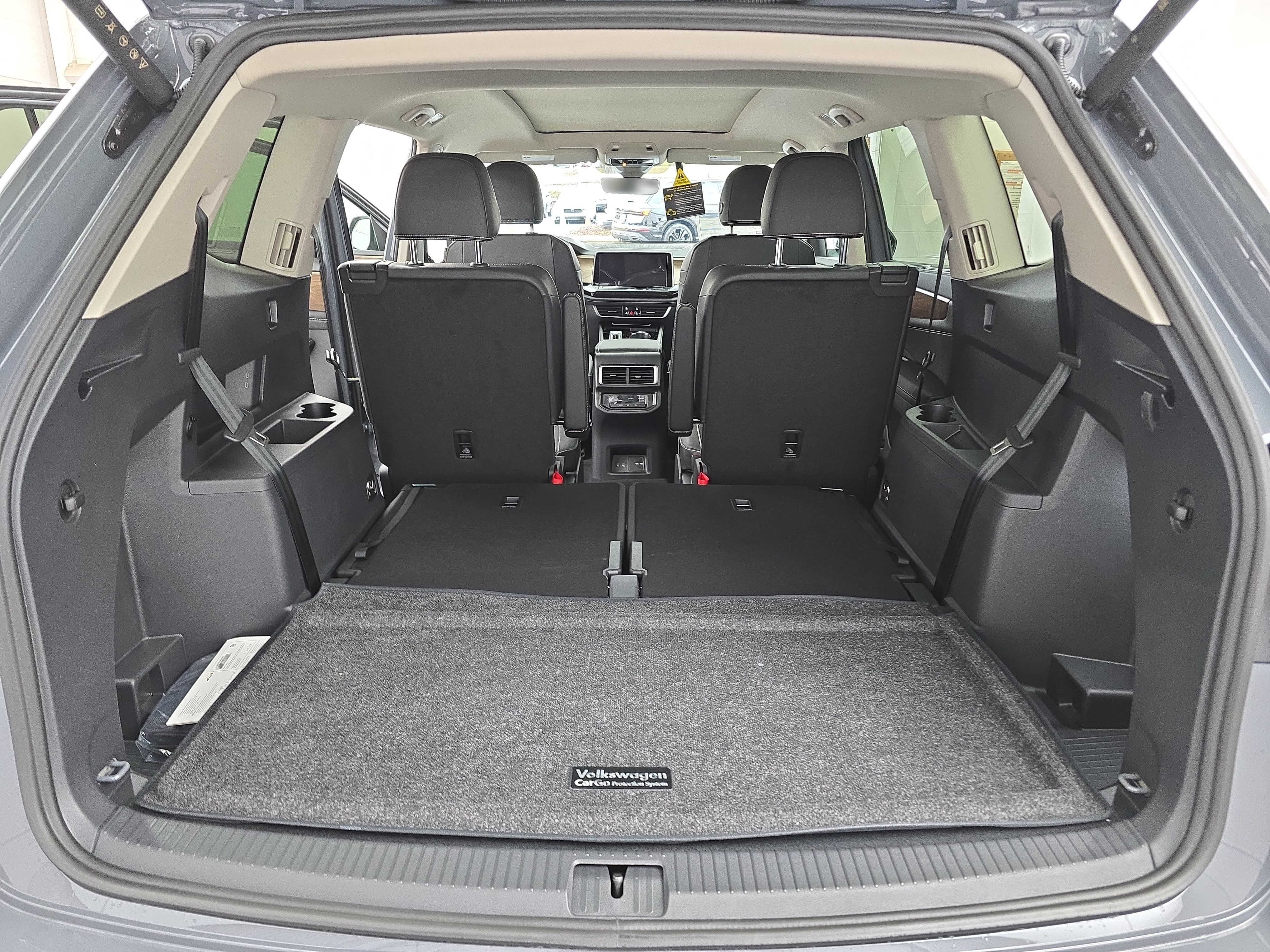 New 2026 Volkswagen Atlas SE FWD image 13