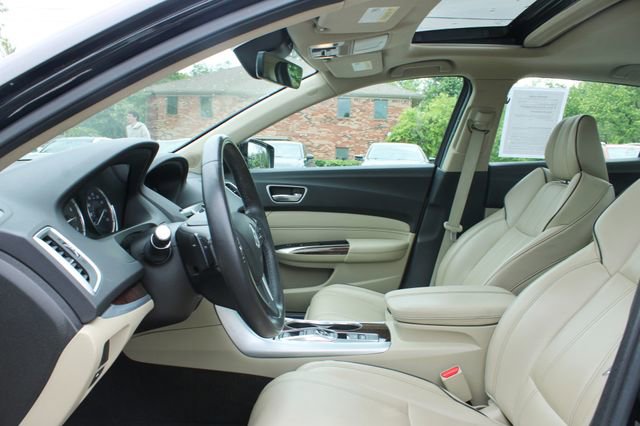 Used 2018 Acura TLX V6 w/ Technology Package FWD image 13