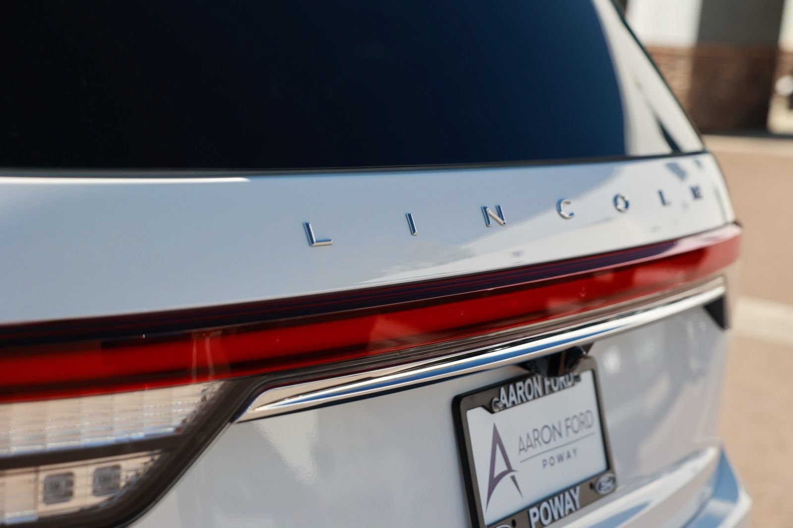 Used 2024 Lincoln Aviator Reserve w/ Equipment Group 201A RWD image 17