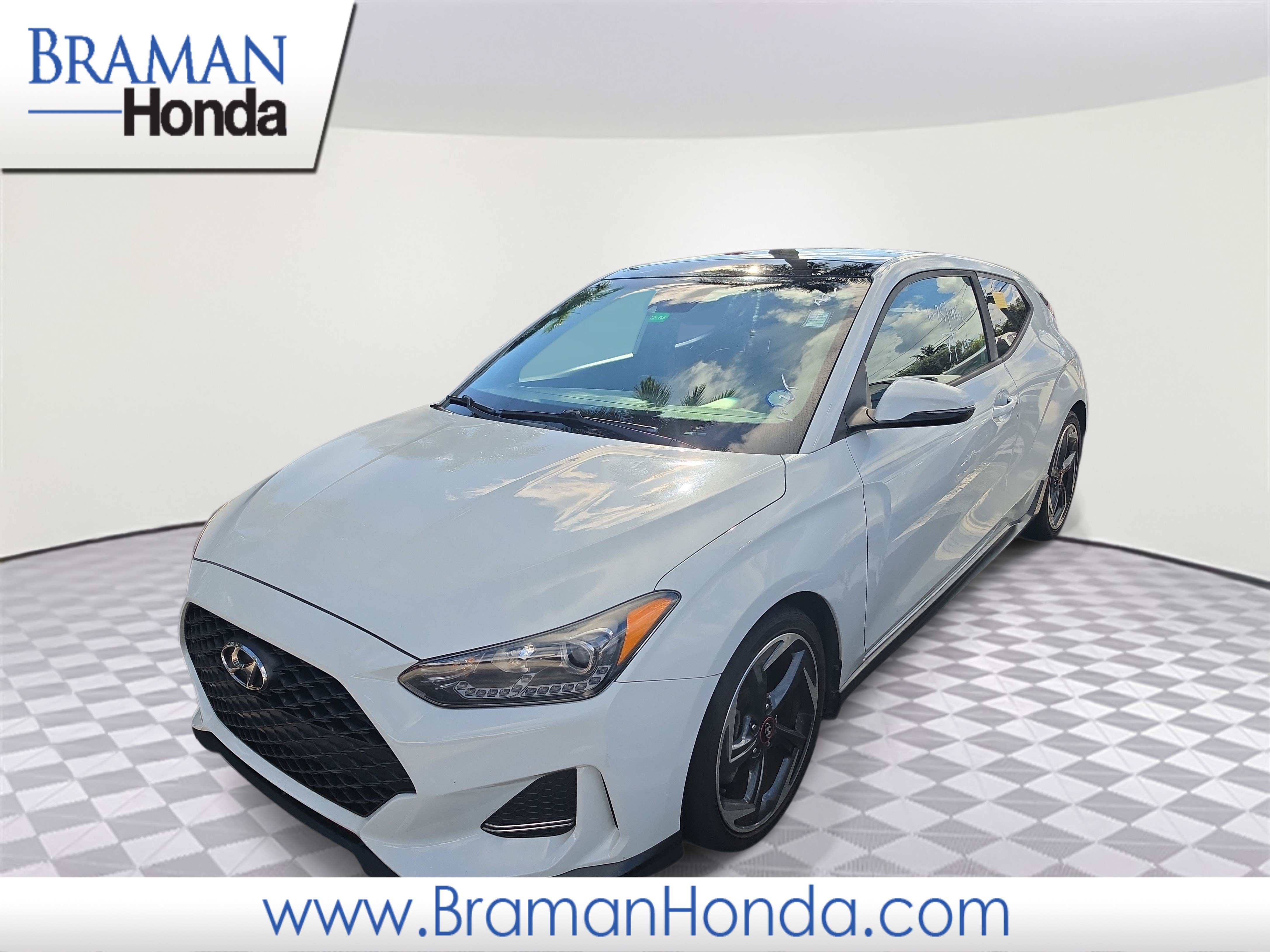 Used 2019 Hyundai Veloster Turbo FWD image 1