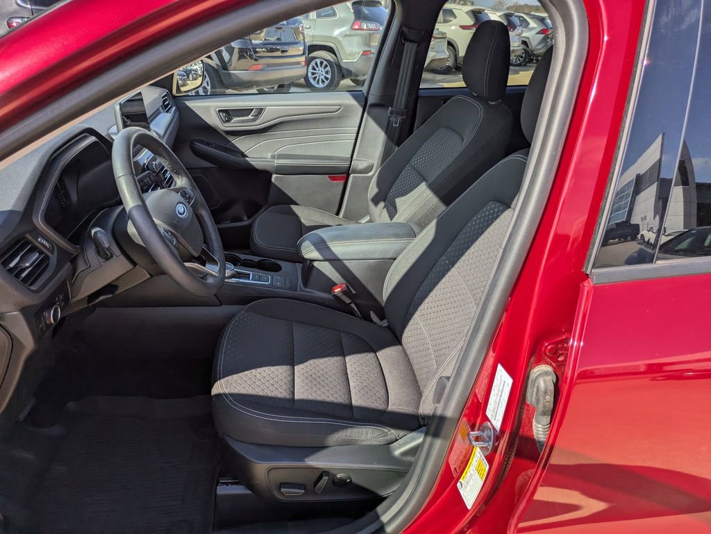 Used 2023 Ford Escape Active image 7