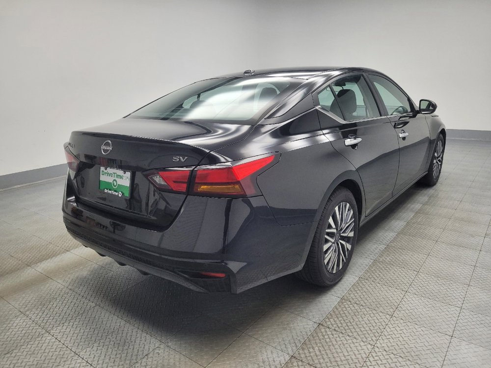 Used 2024 Nissan Altima 2.5 SV image 9