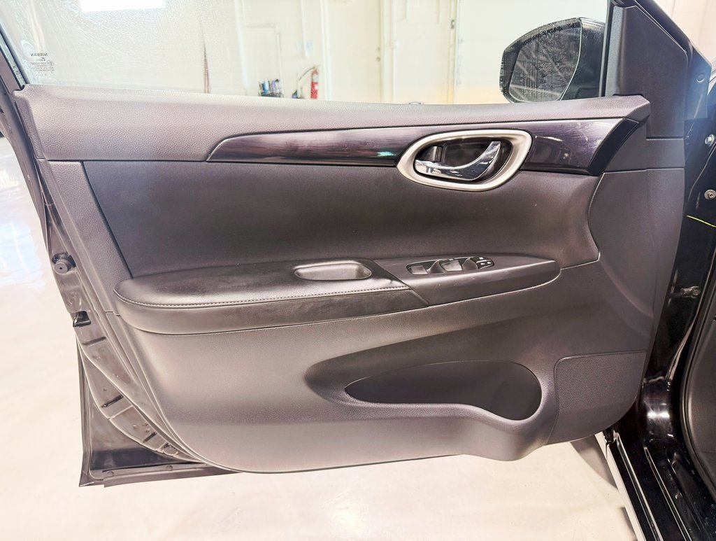 Used 2017 Nissan Sentra SV image 23