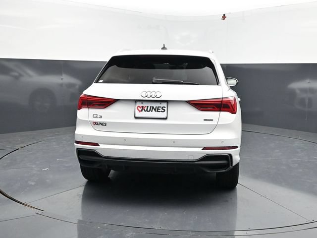 Used 2024 Audi Q3 2.0T Premium AWD/4WD image 7