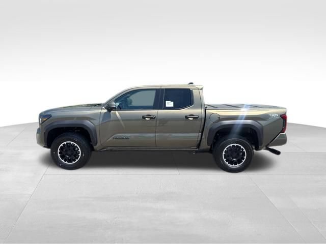 New 2026 Toyota Tacoma TRD Off-Road AWD/4WD image 2