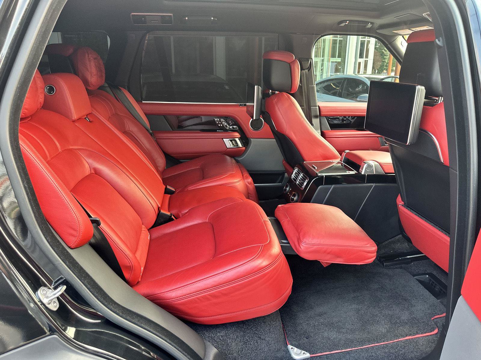 Used 2020 Land Rover Range Rover Long Wheelbase Autobiography AWD/4WD image 28