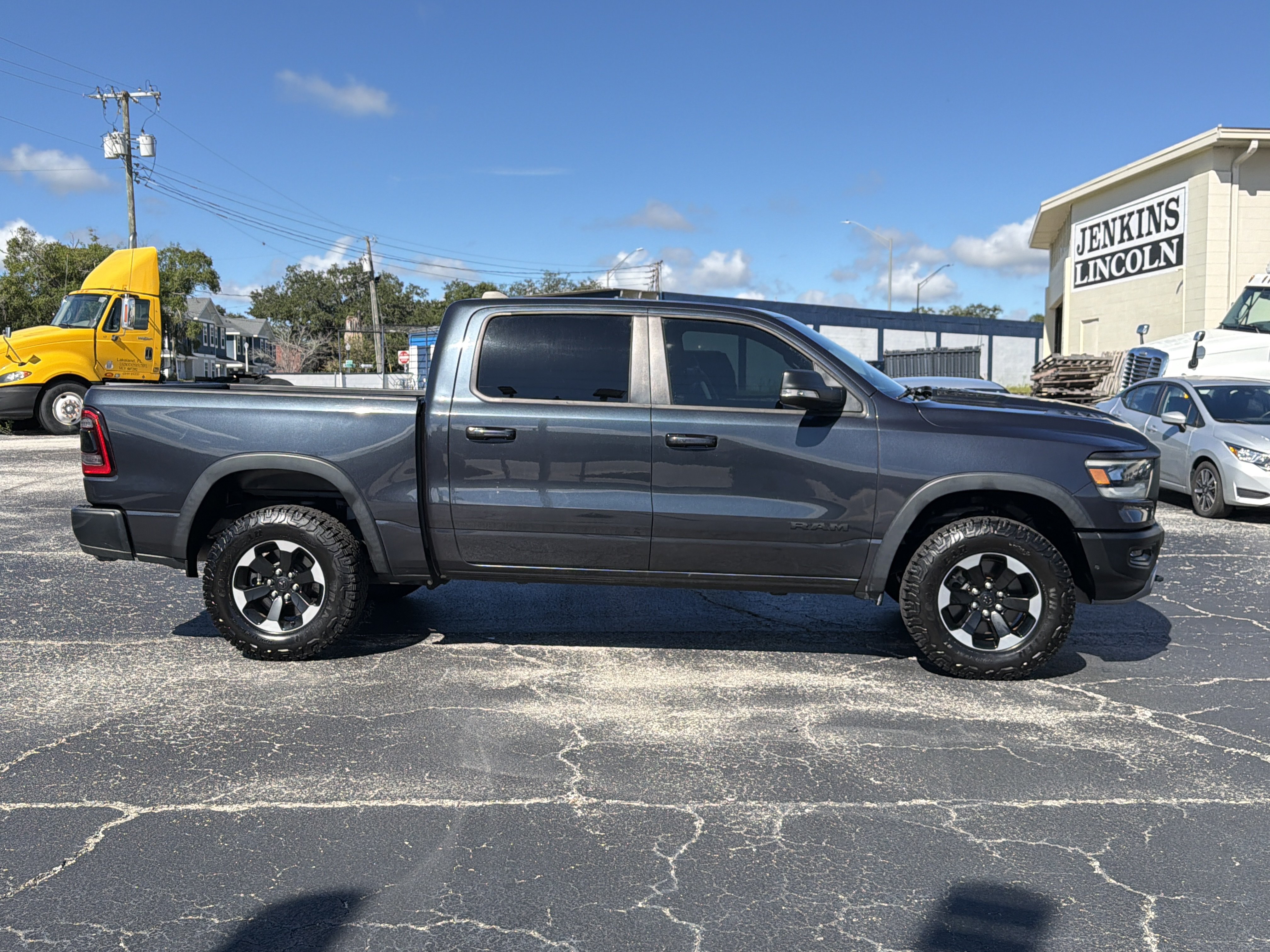 Used 2020 RAM 1500 Rebel w/ Rebel Level 2 Equipment Group AWD/4WD image 2