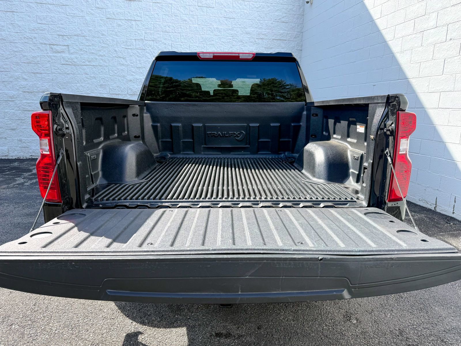 Certified 2026 Chevrolet Silverado 1500 LT AWD/4WD image 35