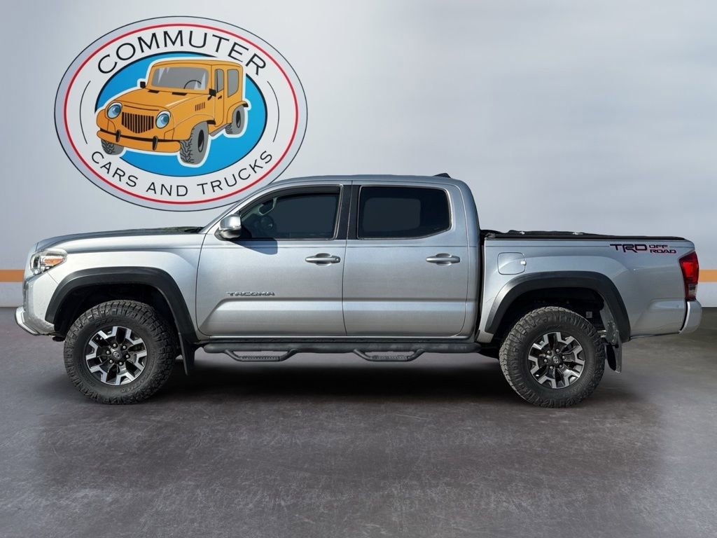 Used 2017 Toyota Tacoma TRD Off-Road w/ Premium & Technology Package image 3