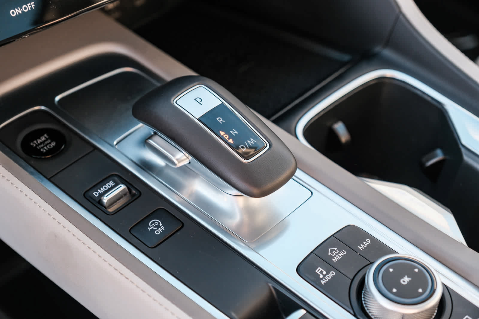 Used 2026 INFINITI QX60 Luxe w/ Cargo Package FWD image 21