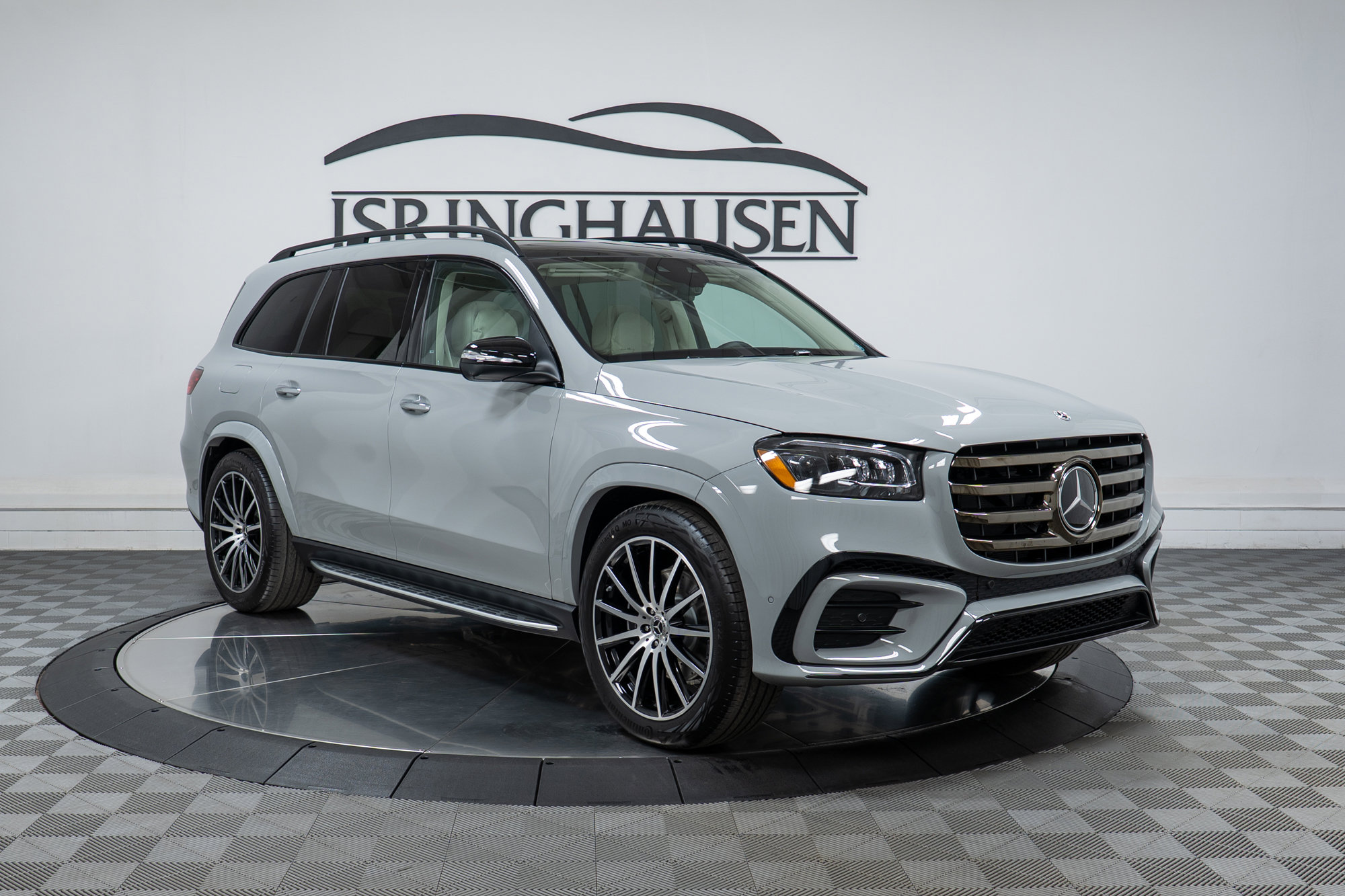 New 2026 Mercedes-Benz GLS 450 4MATIC image 3