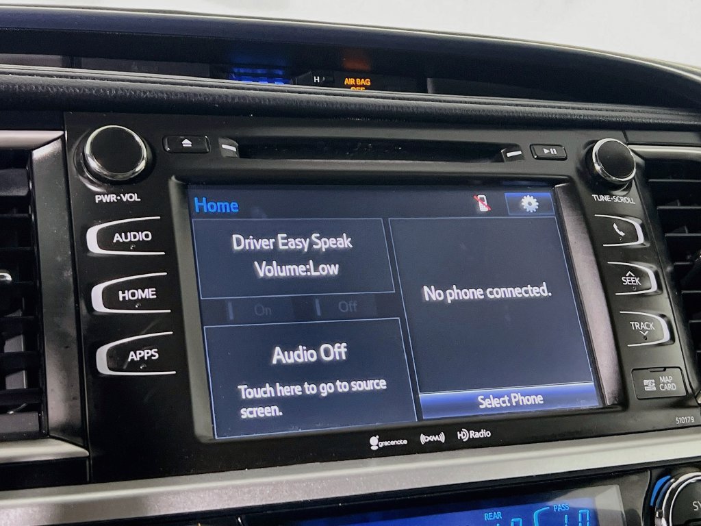 Used 2018 Toyota Highlander XLE FWD image 24