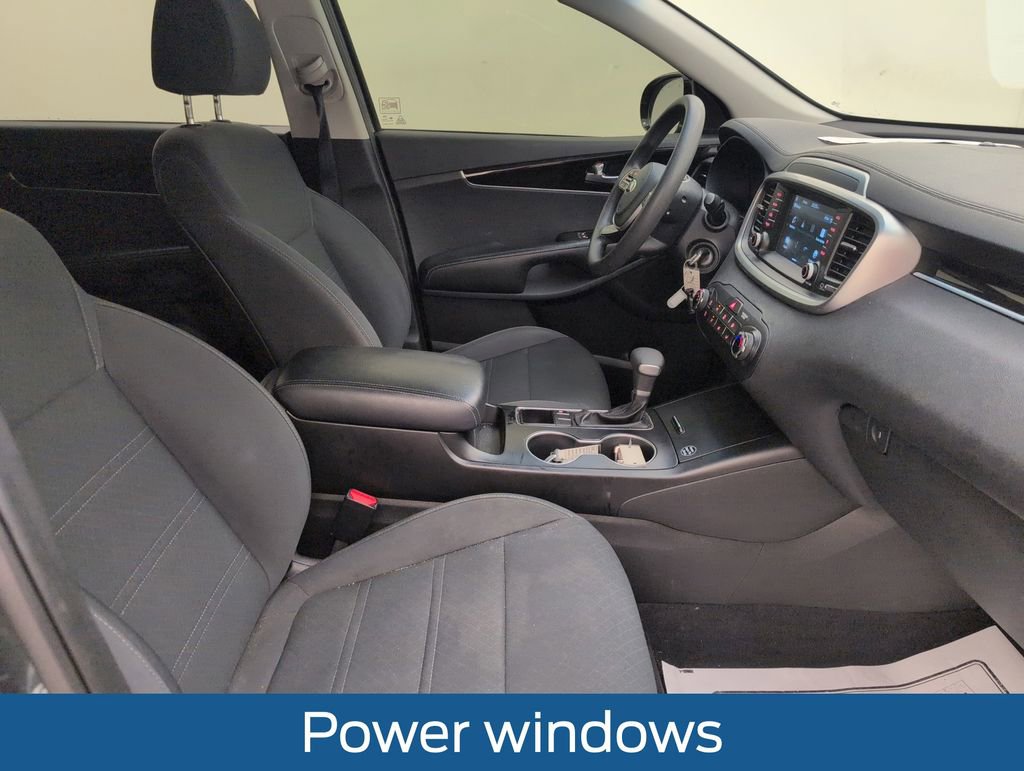 Used 2020 Kia Sorento LX FWD image 15