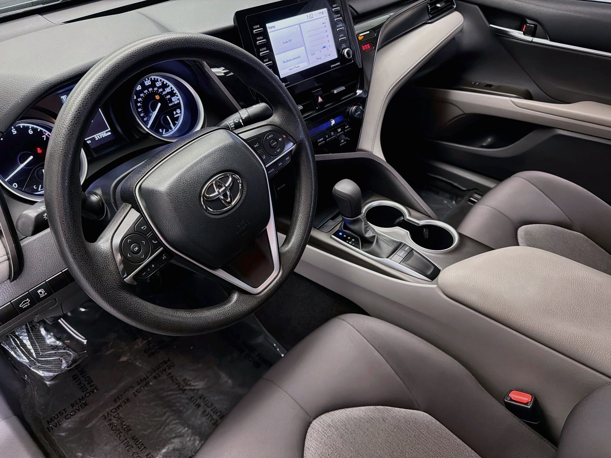 Used 2023 Toyota Camry LE FWD image 7