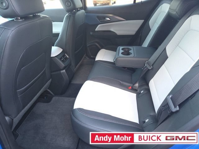 Used 2024 Chevrolet Equinox EV LT FWD image 45
