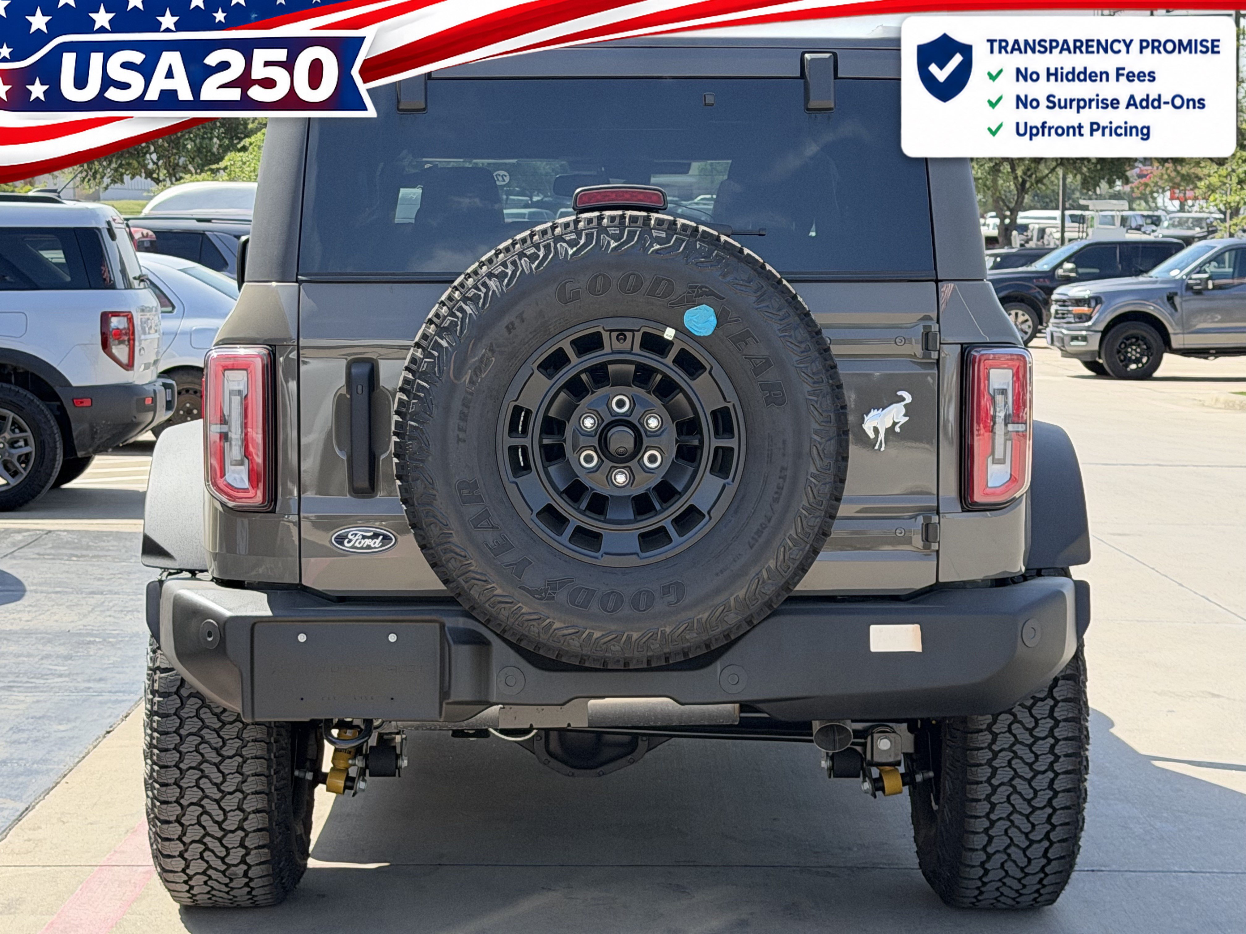 New 2026 Ford Bronco Outer Banks w/ Sasquatch Package AWD/4WD image 5