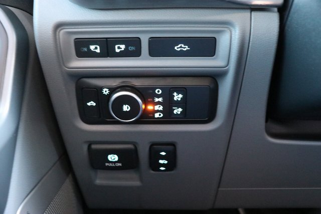 Used 2021 Ford F150 Lariat w/ Equipment Group 502A High image 17