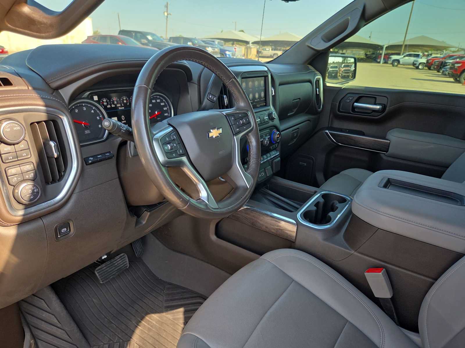 Used 2021 Chevrolet Silverado 1500 LTZ w/ LTZ Premium Texas Edition AWD/4WD image 10