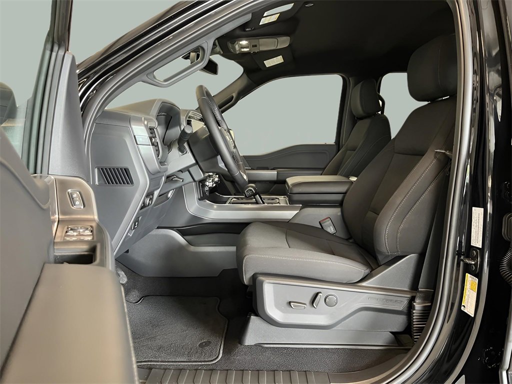 New 2025 Ford F150 XLT w/ Equipment Group 302A MID image 16