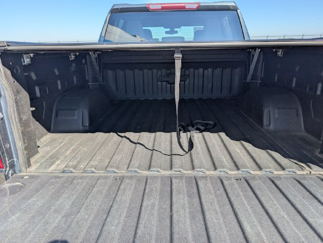 Used 2021 Chevrolet Silverado 1500 LT AWD/4WD image 9