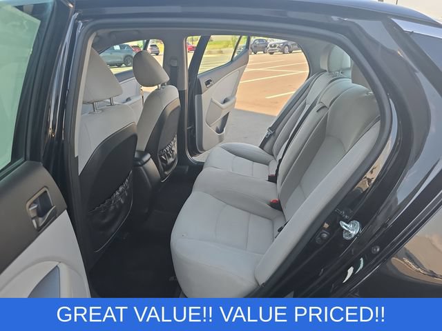 Used 2015 Kia Optima LX FWD image 15