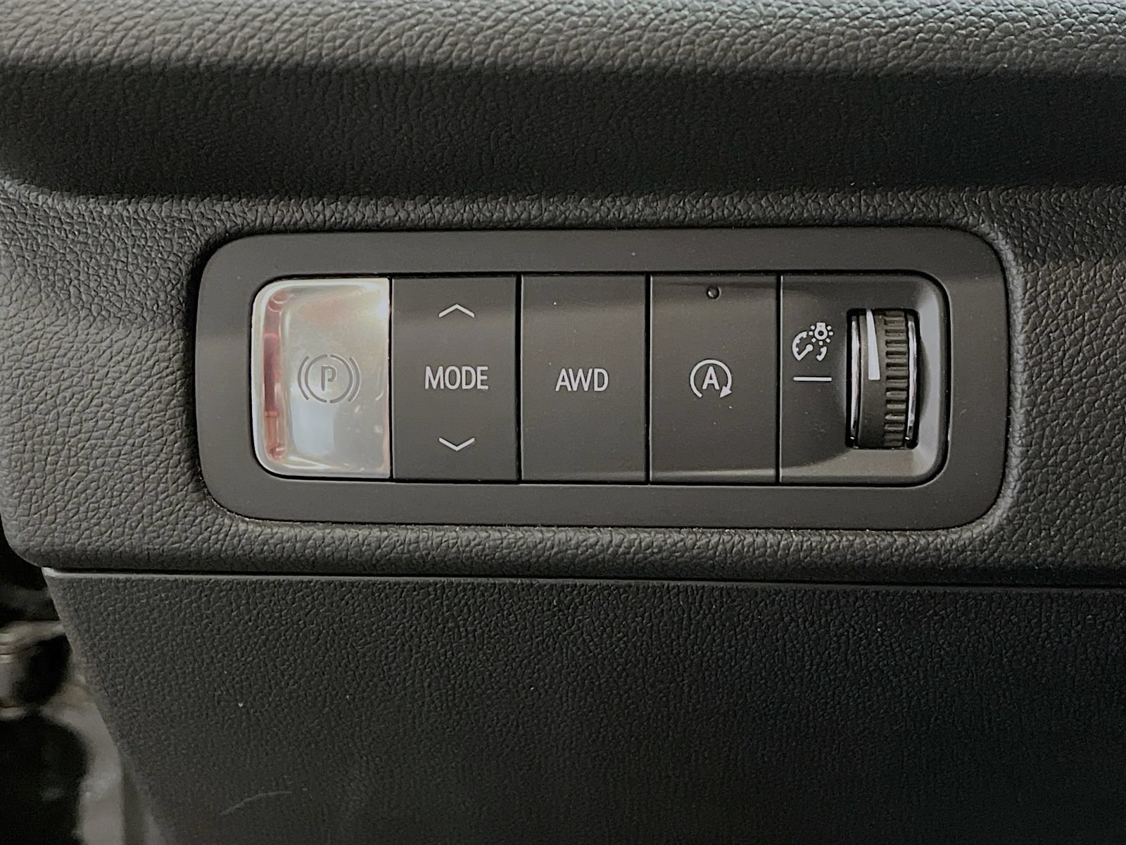 Used 2025 Chevrolet Traverse Z71 w/ Driver Confidence Package AWD/4WD image 10