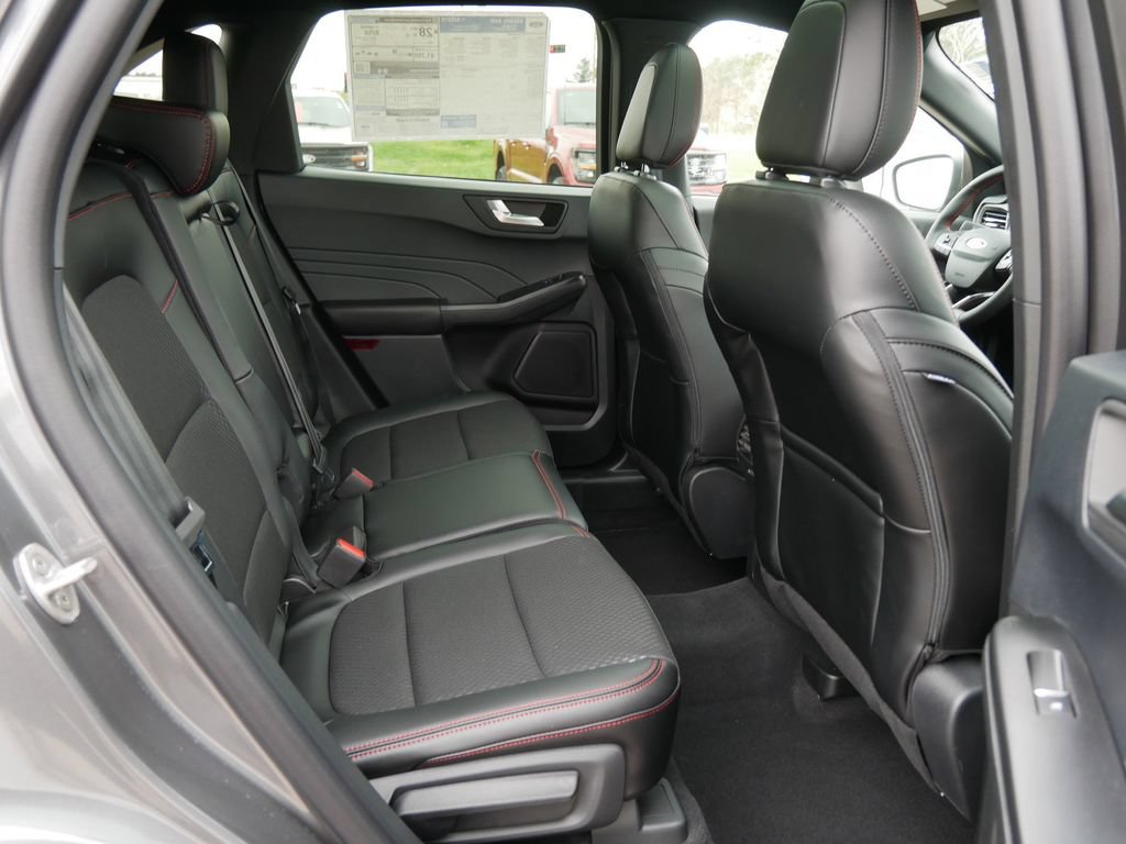 New 2026 Ford Escape ST-Line w/ Tech Pack #1 AWD/4WD image 12