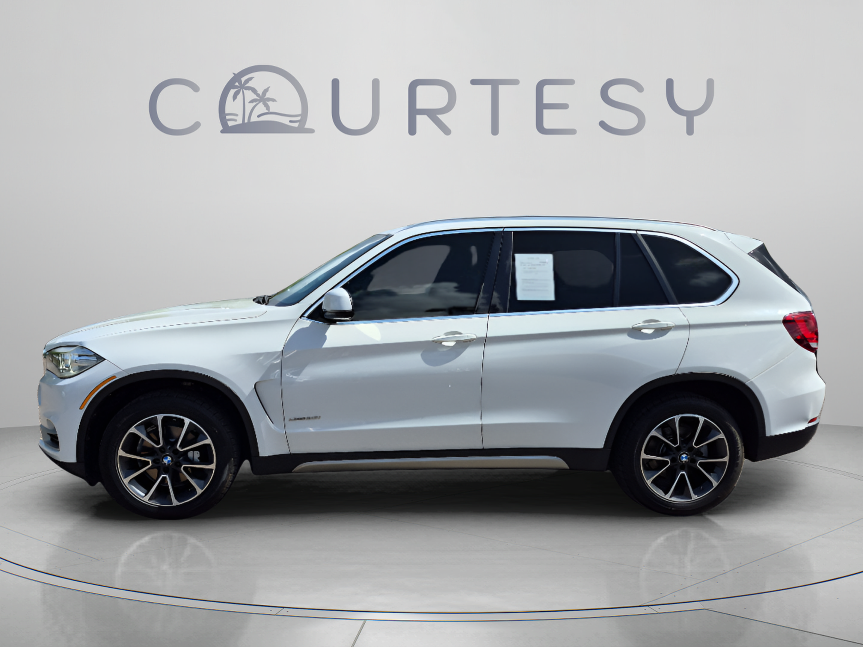 Used 2017 BMW X5 xDrive35i AWD/4WD image 2