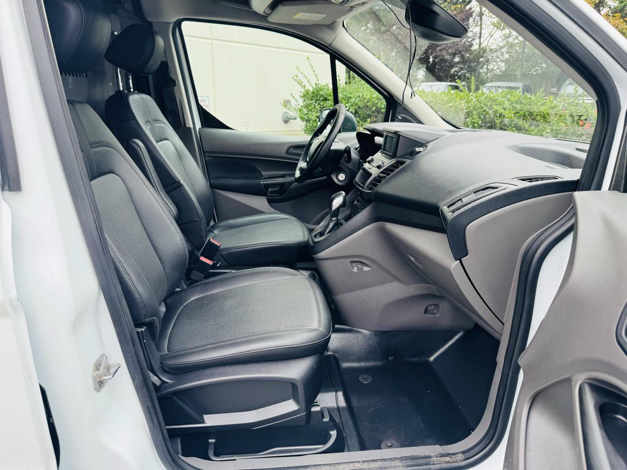 Used 2019 Ford Transit Connect XL FWD image 23