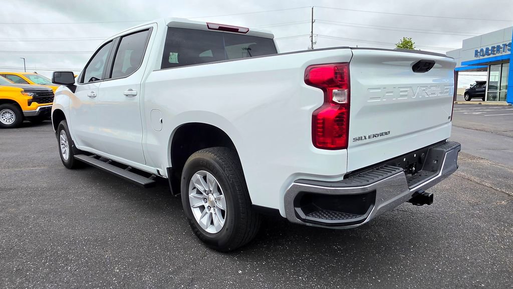 Used 2024 Chevrolet Silverado 1500 LT w/ Protection Package AWD/4WD image 4
