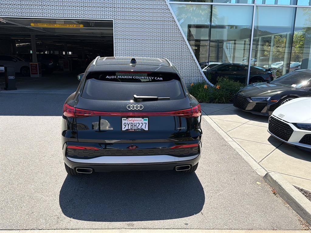 Used 2025 Audi Q5 Premium w/ Convenience Package AWD/4WD image 6