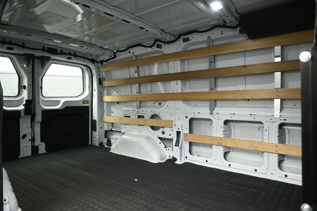 Certified 2025 Ford Transit 250 Low Roof w/ Exterior Upgrade Package RWD image 17
