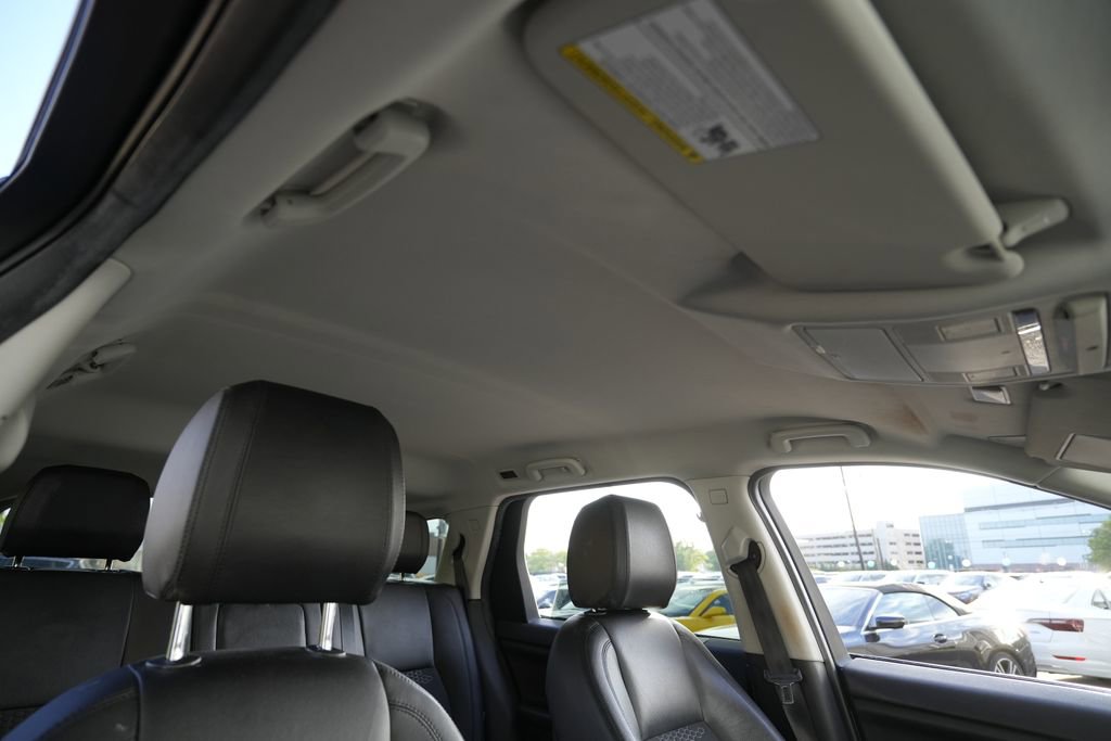 Used 2019 Land Rover Discovery Sport SE AWD/4WD image 29