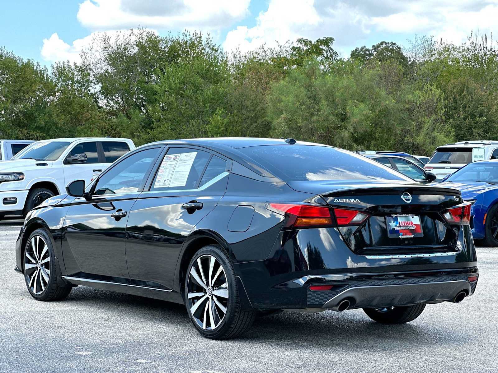 Used 2021 Nissan Altima 2.5 SR FWD image 13