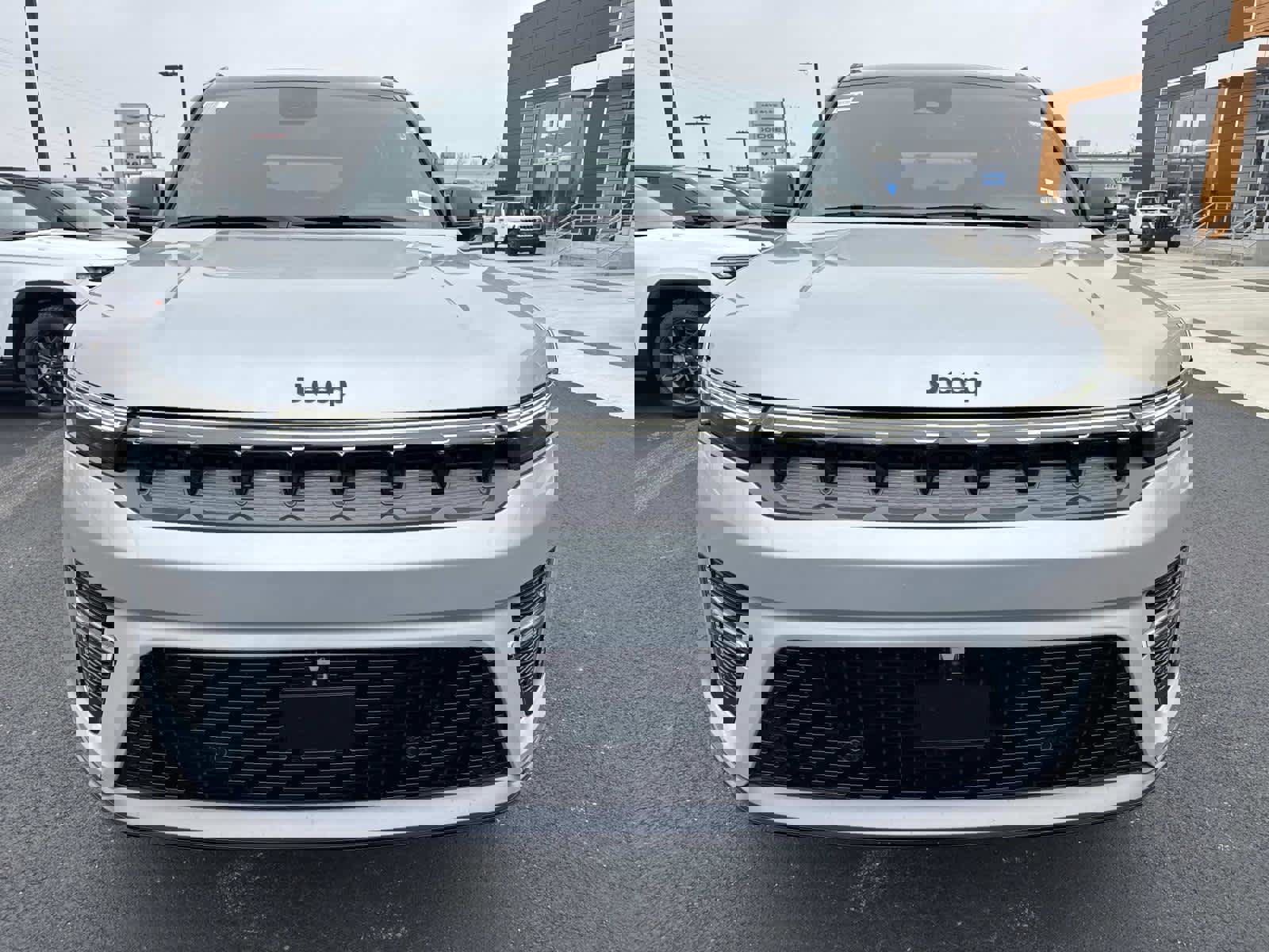 New 2026 Jeep Grand Wagoneer Summit image 2