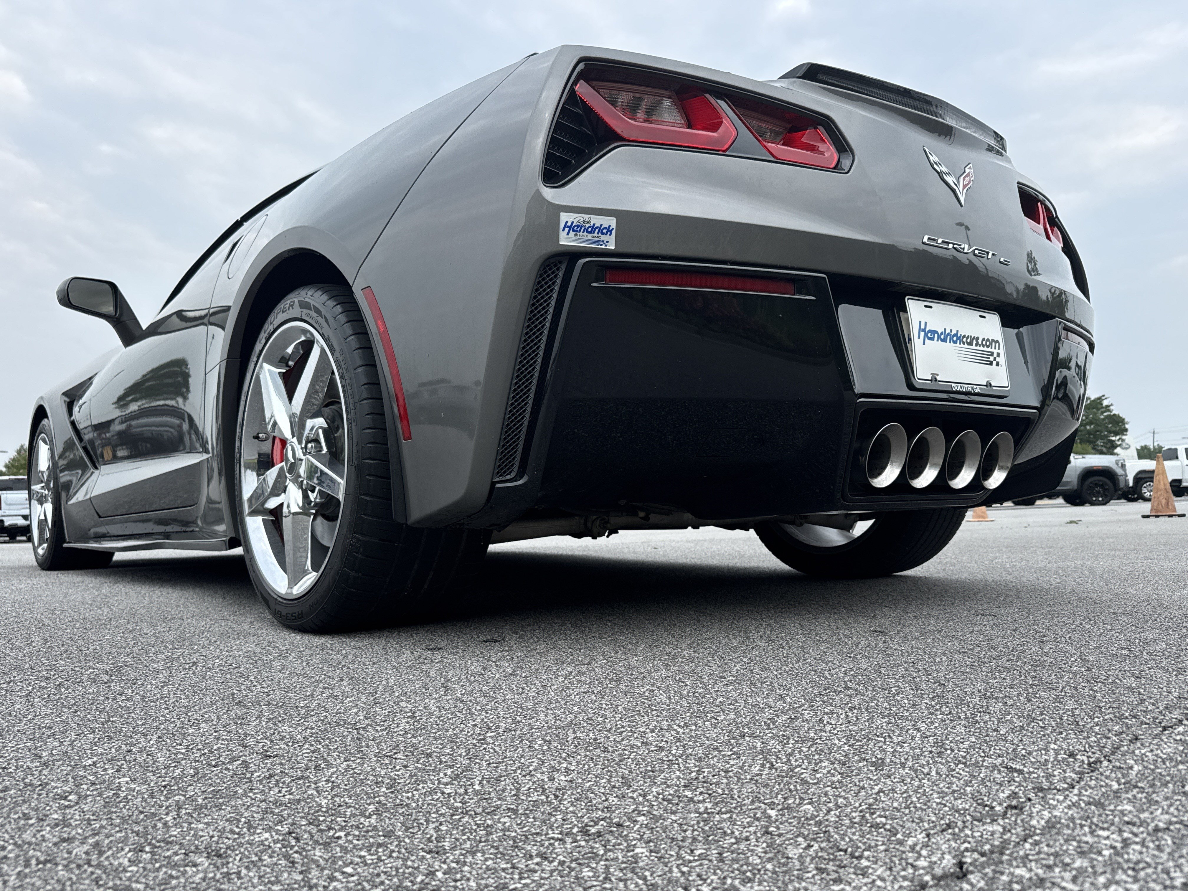 Used 2015 Chevrolet Corvette Stingray Coupe w/ 3LT Preferred Equipment Group RWD image 8